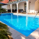 Casa Bianca Barbat na Rabu
