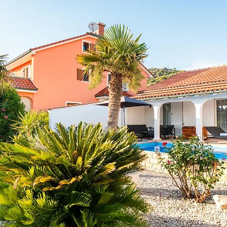 Casa Bianca Villa *